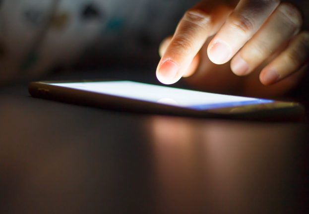 smartphone-2-623x432