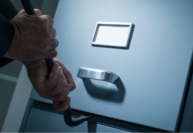 160million-user-records-sold-online-623x432