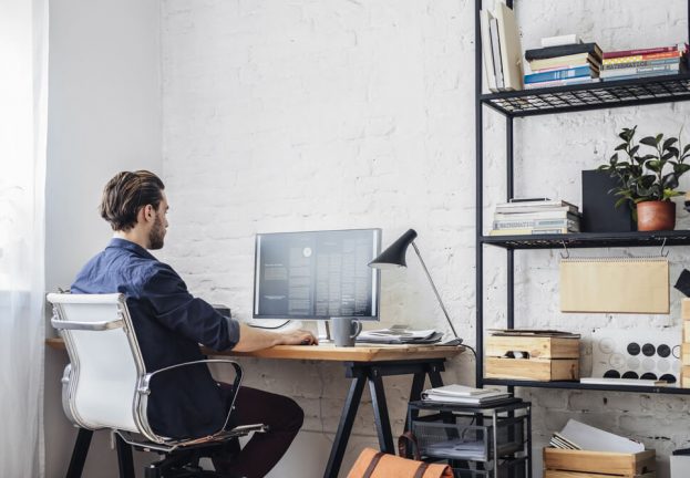 most-remote-employees-work-covid19-personal-devices-623x432